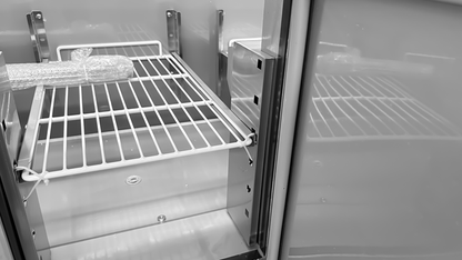 Saladette Met Glazen Opbouw | 2 Deuren | Statische Koeling | 90 × 70 × 85 (H) cm