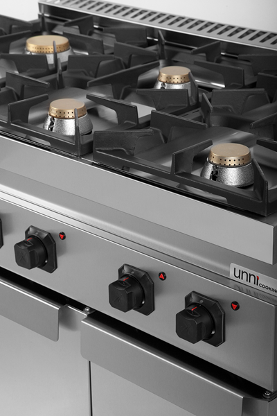 Gasfornuis met 6 Branders en Onderkast – 44 kW – G70C30-K